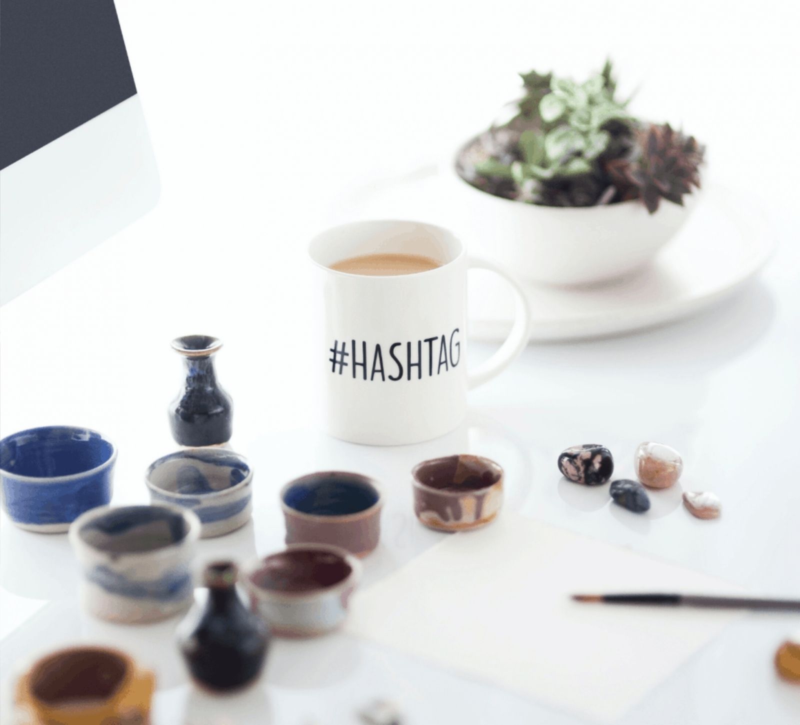 hashtag how to- social media tips - female entrepreneurs -kitchen table ceos - by tracy smith - blog - social media strategy - hashtag tips