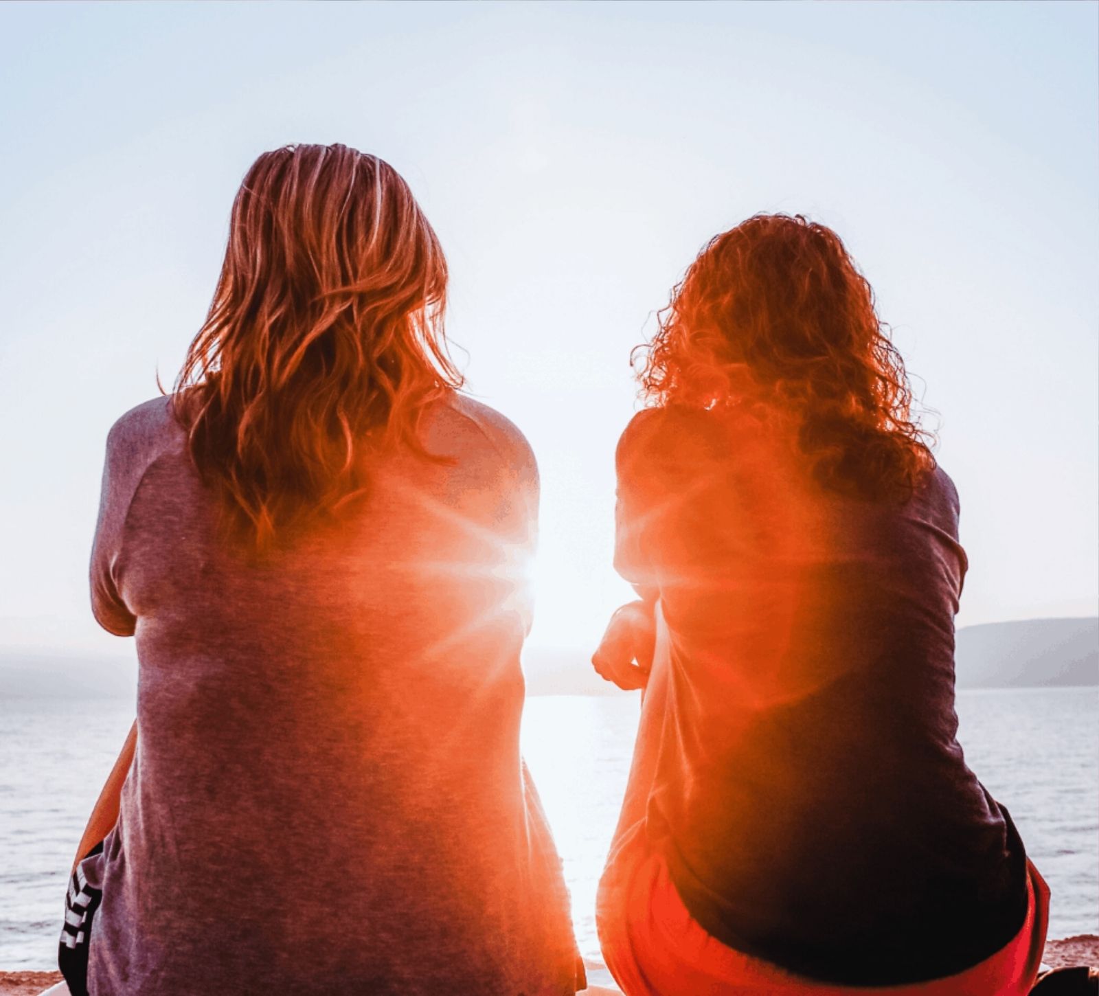 A Letter to my mom-mother's day letter - motherless daughters - women sitting in sunset - mom and daughter - heartfelt letter -letter to deceased - by tracy smith - kitchen table ceos